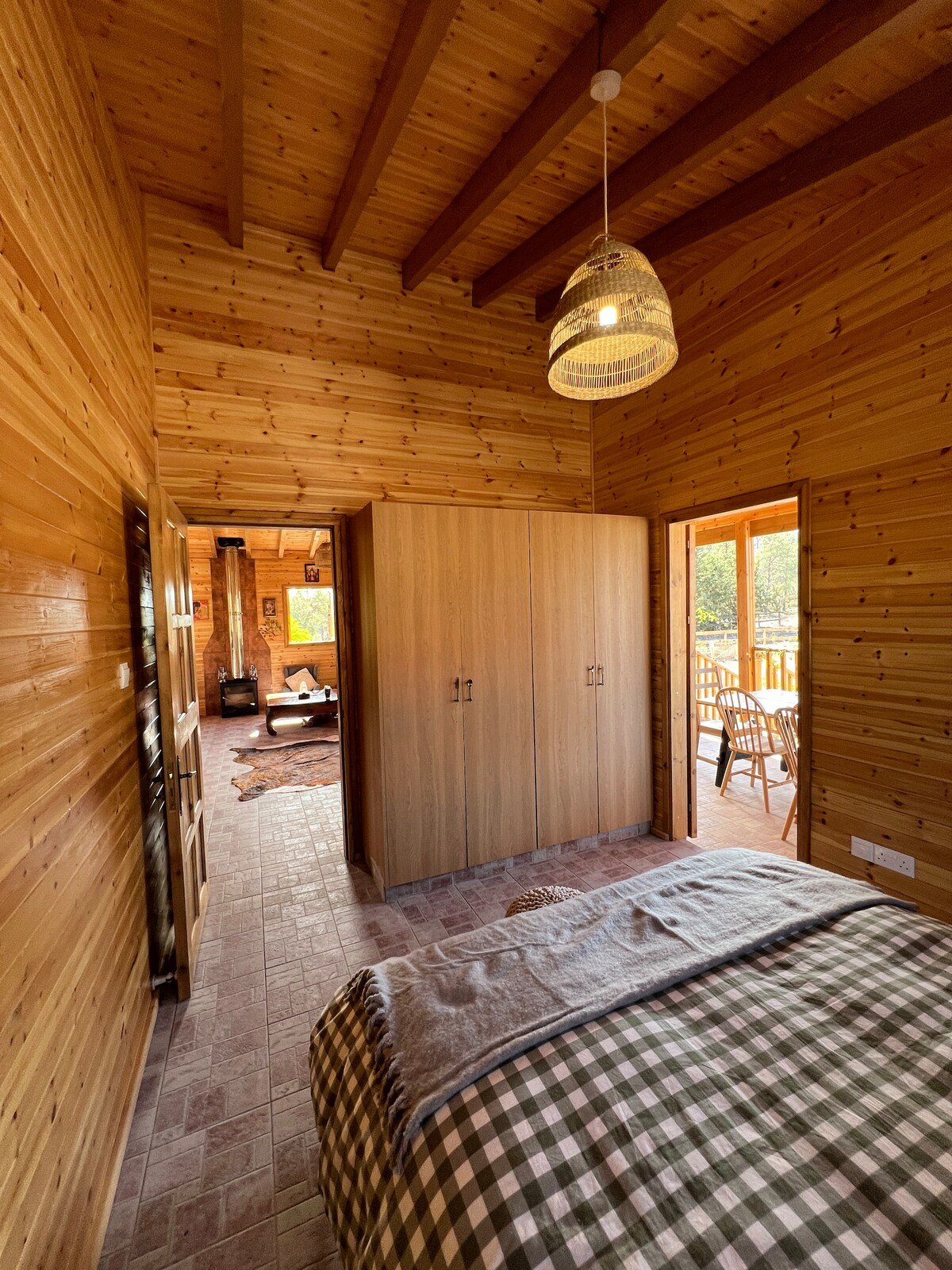 16fba485-39c6-4c3a-9700-0a63c74ba2de