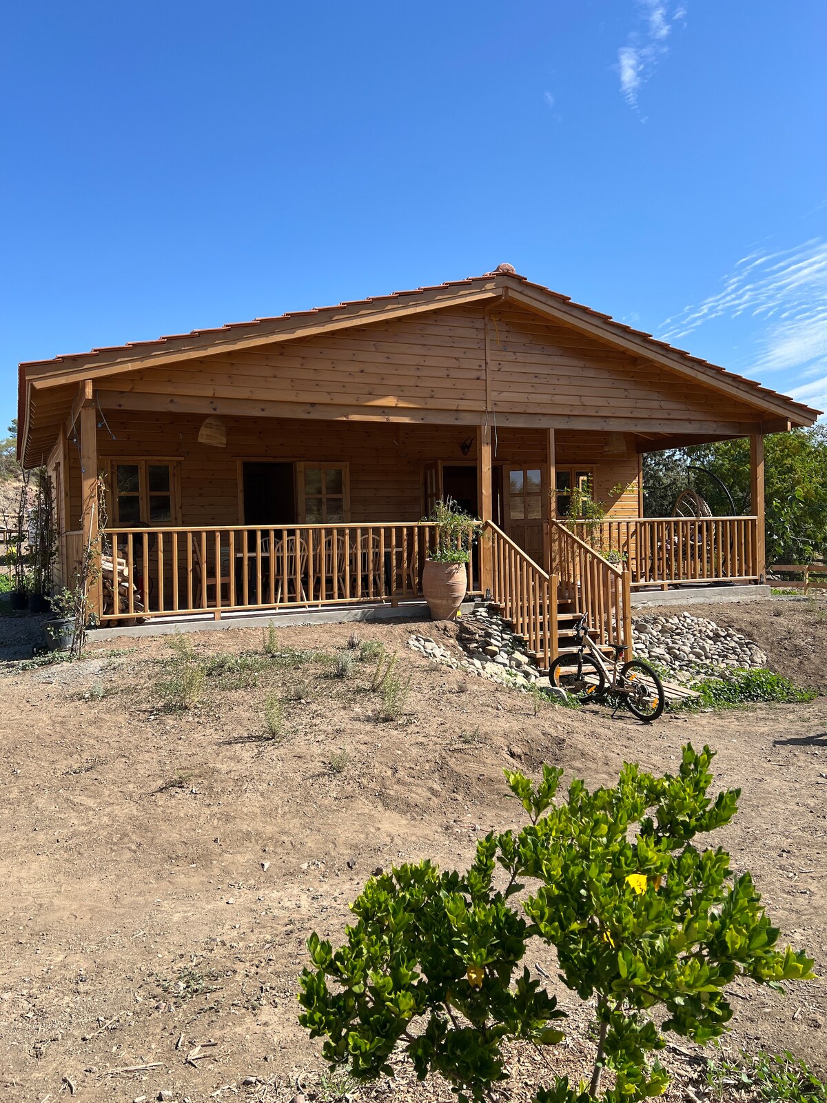 a879757b-090e-42db-b053-51f715390668