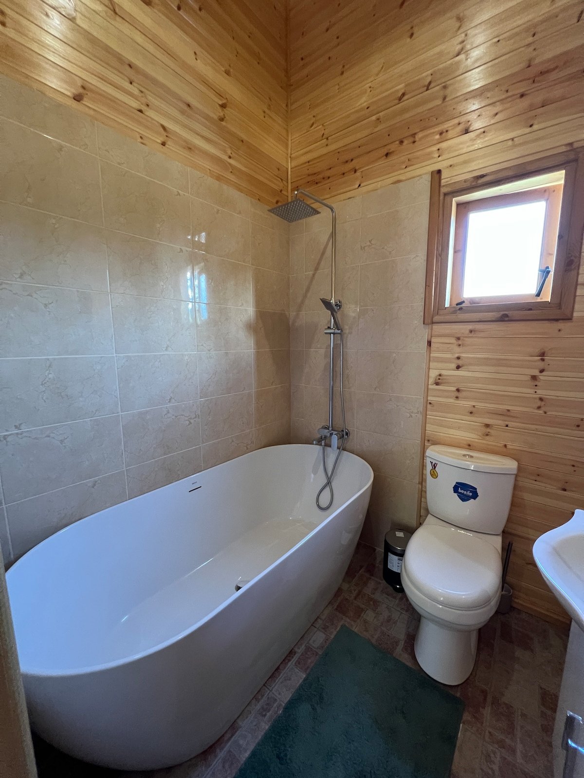 ab1a81bb-1259-43d0-b59b-81f0c0e949a8